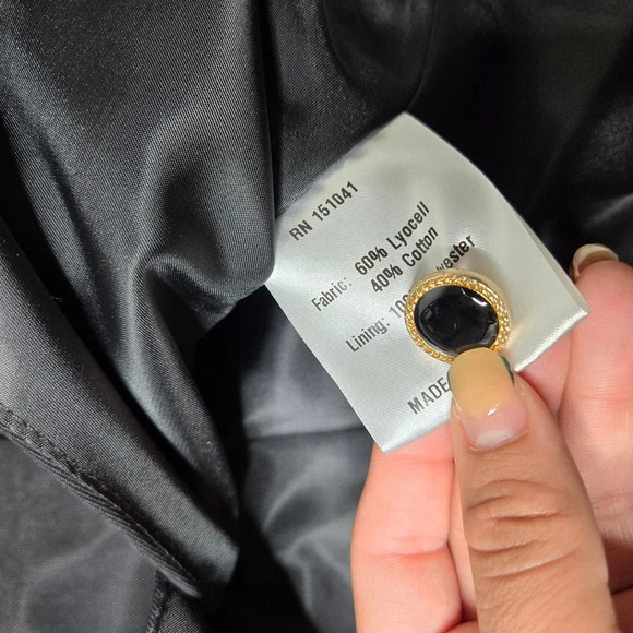 O.P.T. Black Sleeveless 3 Button Vest - Picture 4 of 6